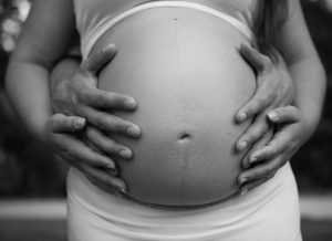 Sesión de fotos embarazada en Plasencia